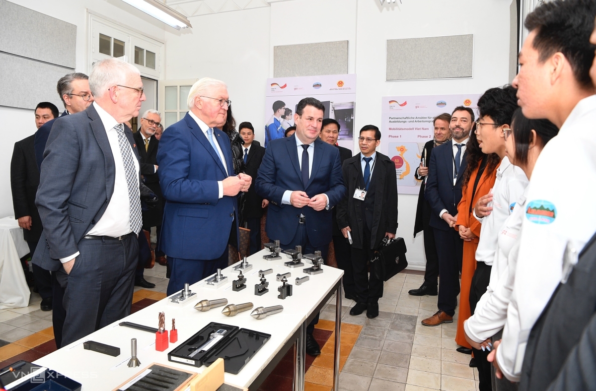 Kết nối Quốc Tế - Sinh viên LILAMA 2 đã diện kiến với Tổng Thống Đức nhân chuyến thăm của Tổng thống vào ngày 23/01/2024